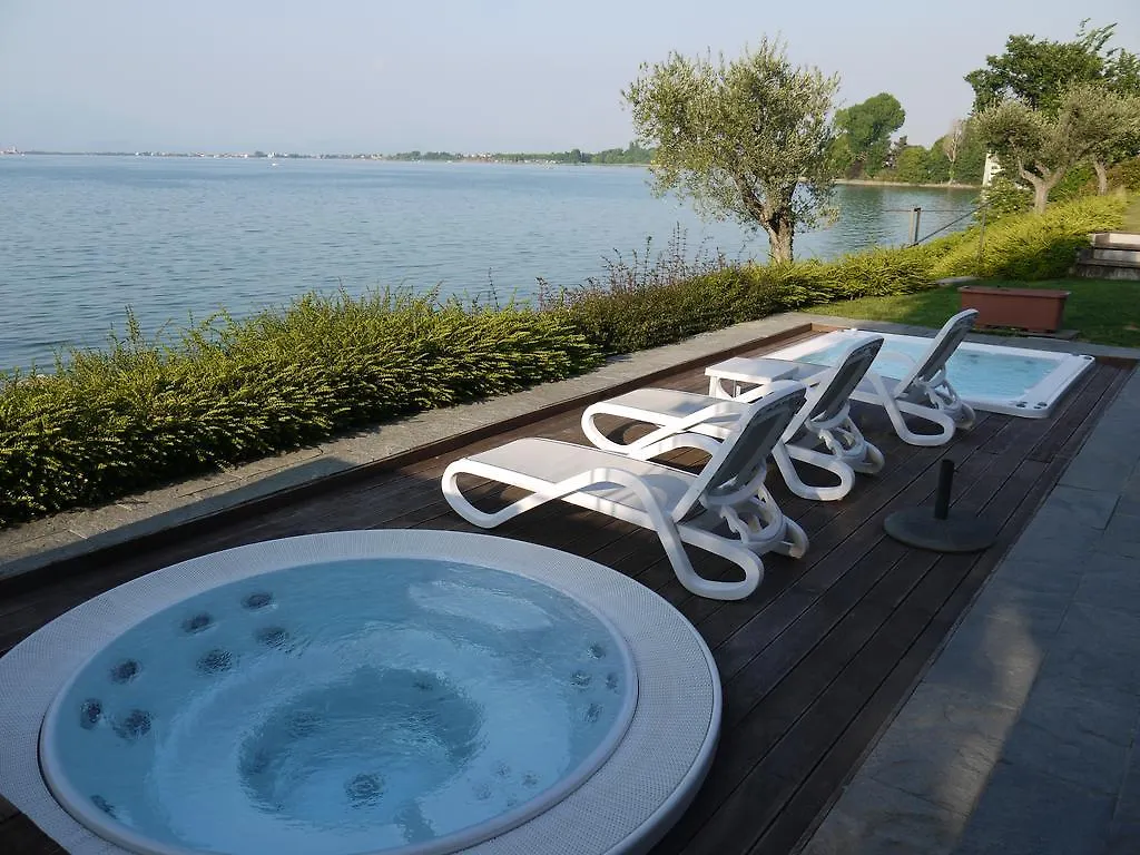 דסנזאנו דל גארדה Hotel Acquaviva Del Garda 4*, דסנזאנו דל גארדה